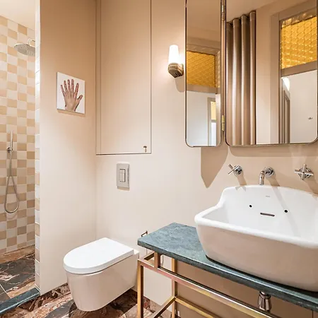 Kielbasnicza ~ 150m Main Square ~ Self Check-in 20h Appartamento Breslavia